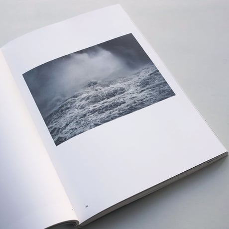 Roni Horn / When You See Your Reflection in Water, Do You Recognize the Water in You?
