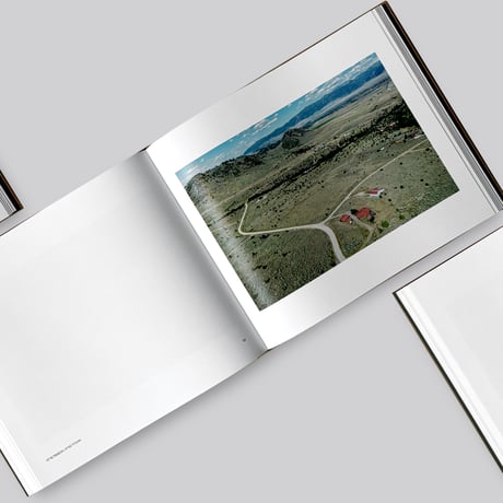 Stephen Shore / TOPOGRAPHIES: AERIAL SURVEYS OF THE AMERICAN LANDSCAPE