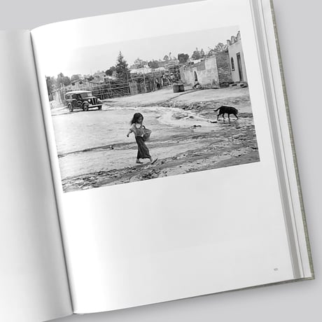 Helen Levitt /  Henri Cartier-Bresson. Mexico