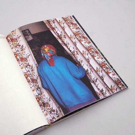 Esther Hessing & Sophieke Thurmer / Bound to the Ground