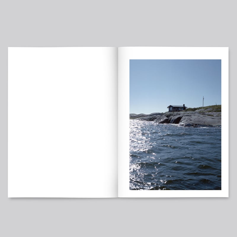 群れた島々と キノコたち / Islands, Islets, and Their Mushr