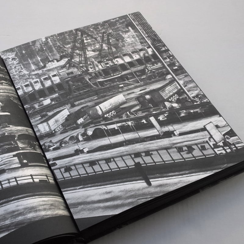 Richard Mosse / The Castle | POST