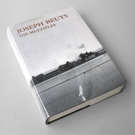 Joseph Beuys / Die Multiples 1965-1986