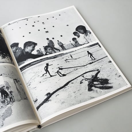 Henri Cartier-Bresson / Images a la Sauvette