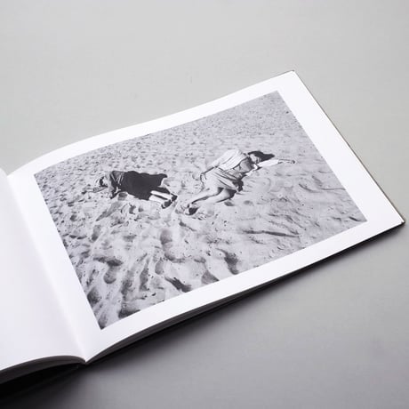 Anthony Hernandez / Beach Pictures, 1969-70