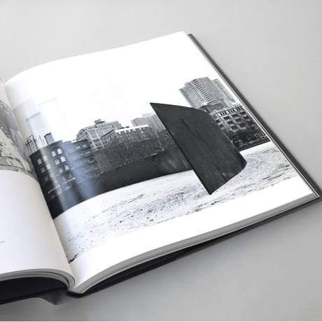 Richard Serra / The Matter of Time