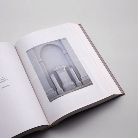 Thomas Krempke / The Whispering of Things