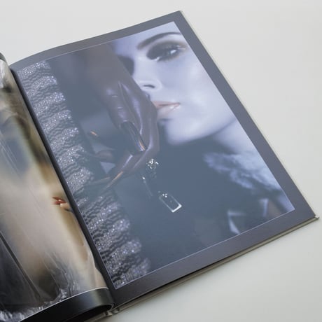 Carlijn Jacobs & James Chester / Mannequins
