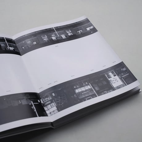 Takashi Homma / EVERY BUILDING ON THE GINZA STREET
