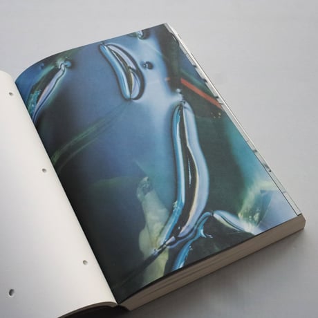 (RE)PICTURE magazine