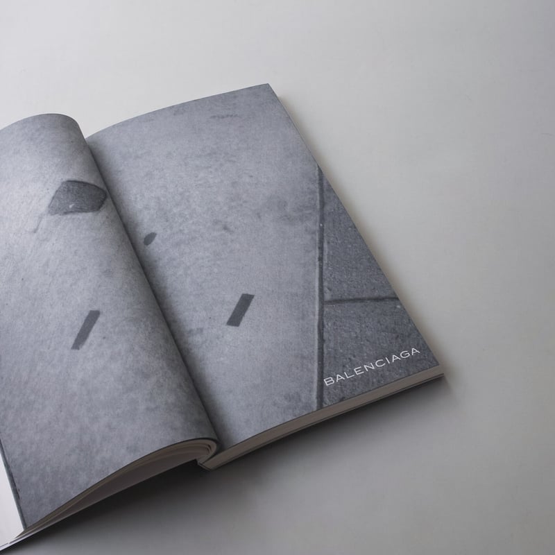 Mark Borthwick / SOCIAL DOCUMENTARIES AMID THIS