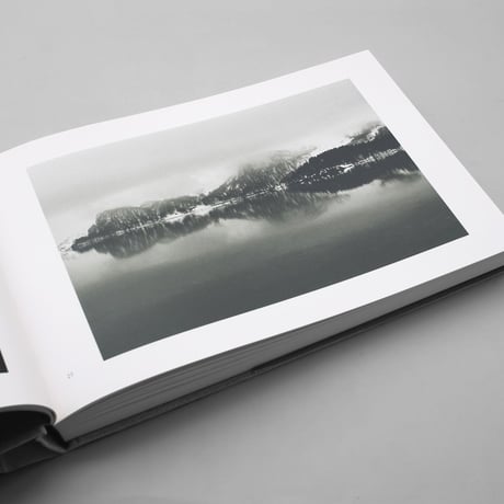 Barbara Heé / Chaviolas - A Landscape, so Intimate and Aloof