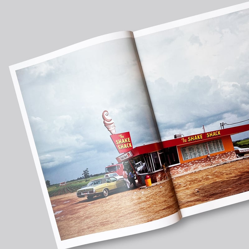 【洋書】WILLIAM EGGLESTON Y7Cgehiie_TfKc1W.jpeg
