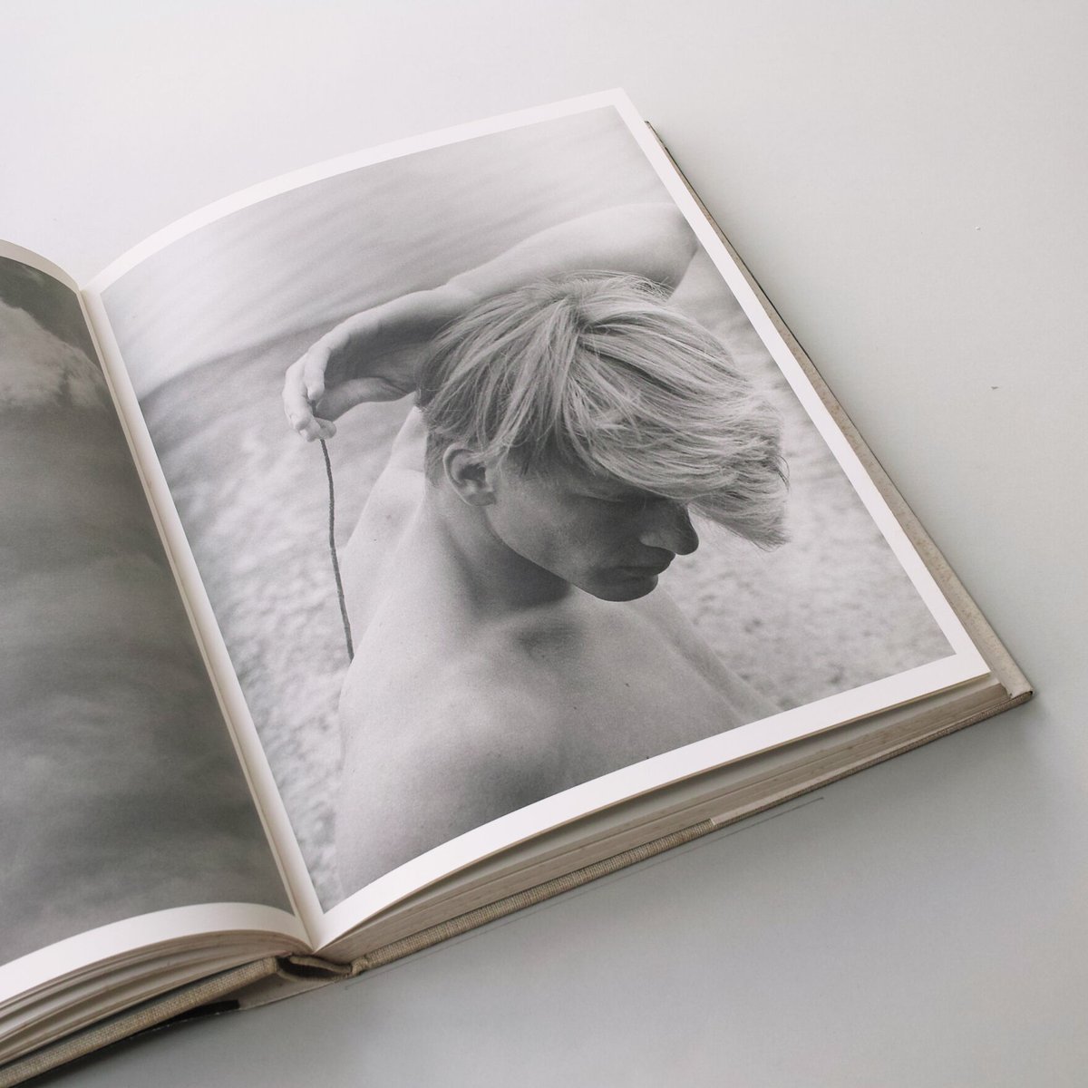 BEAR POND WEBER　second edition　匿名宅急便 Amazon | Bear Pond | Weber, Bruce | Collections, Catalogues