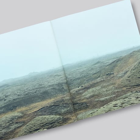 Roni Horn / Mother, Wonder『Ísland: To Place』