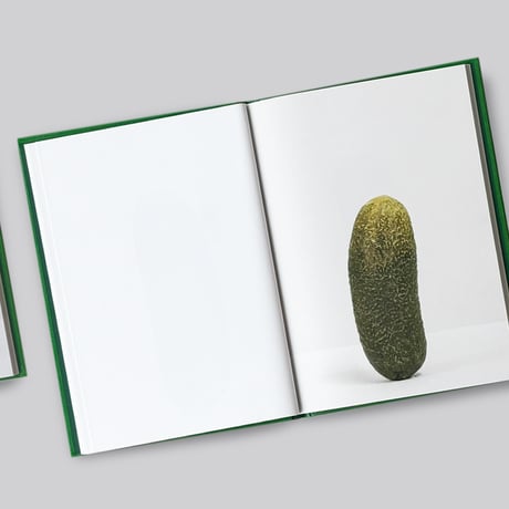Erwin Wurm / Self Portrait As 47 Pickles