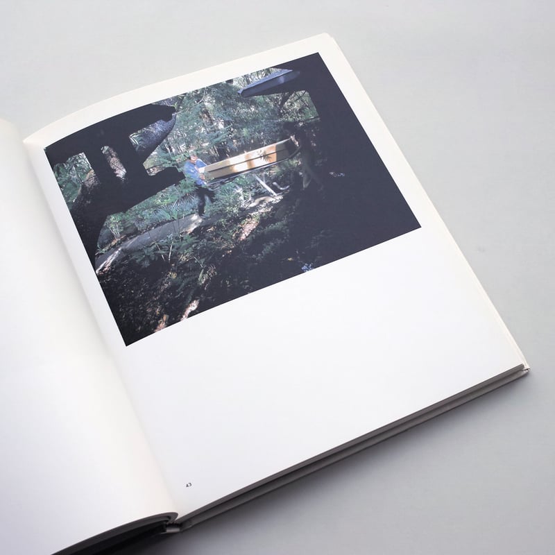 古書】Ari Marcopoulos / Even the President of the