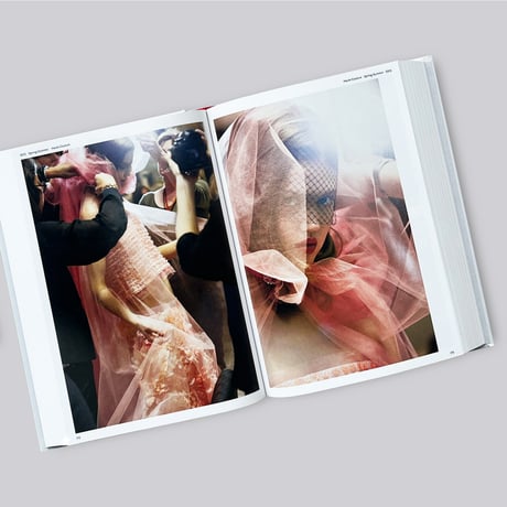 Benoît Peverelli / CHANEL – Fittings and Backstage