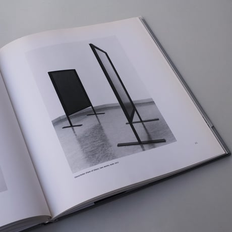 Gerhard Richter / Eight Gray