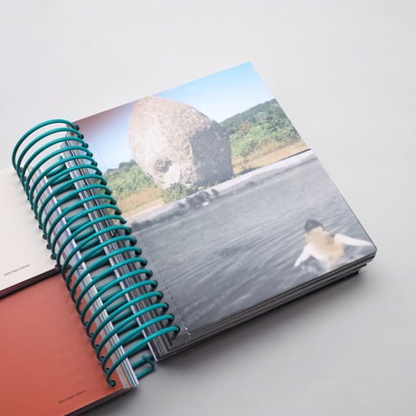 Erik Kessels & Thomas Sauvin / Talk Soon