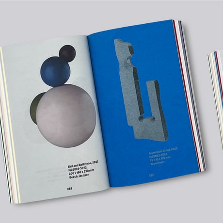 Martino Gamper / HOOK BOOK almost 1000