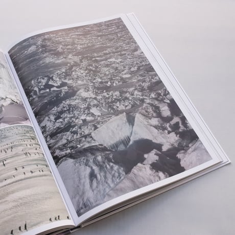 Andreas Zust / Pursuit of Wonders