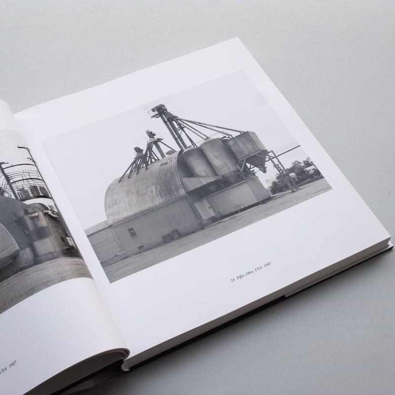 【絶版 洋書】Reconstructing Space ドイツ 写真 ベッヒャー 絶版 洋書】Reconstructing Space ドイツ 写真 ベッヒャー
