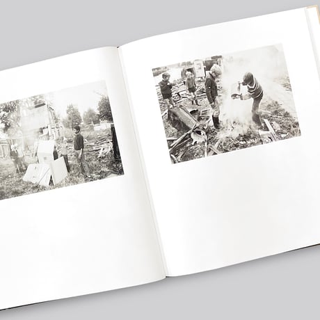 Ursula Schulz-Dornburg / Huts, Temples, Castles
