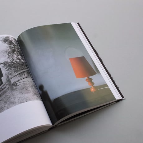Mimi von Moos / DIE VERWANDTE. AUS DEM FOTOGRAFISCHEN NACHLASS DER ANNE-MARIE VON WOLFF