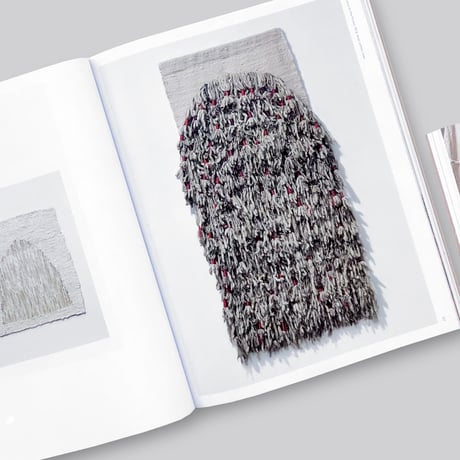 Sheila Hicks / Off Grid