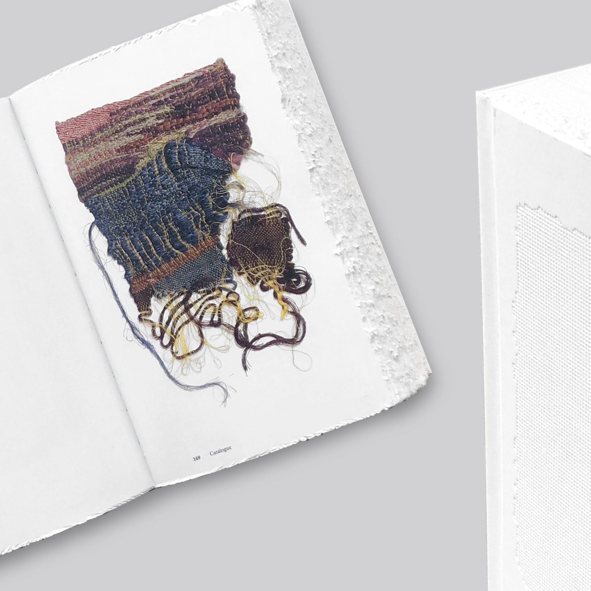 LAST Copies】Sheila Hicks / Weaving as a metaph