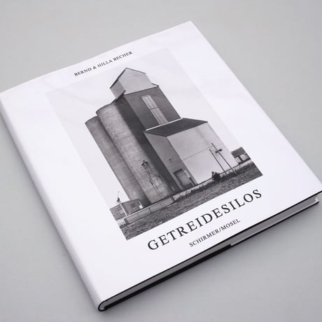 Bernd & Hilla Becher / Getreidesilos