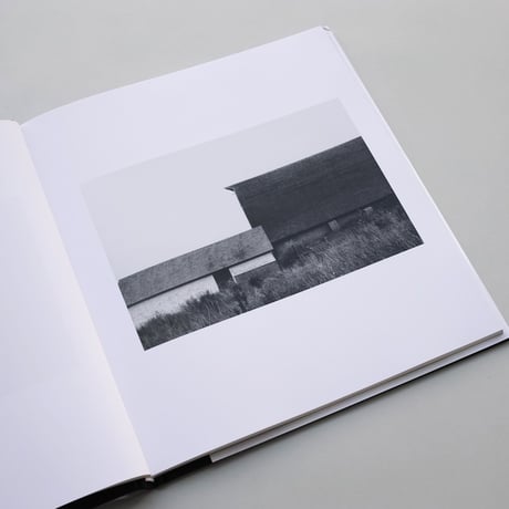 Ellsworth Kelly / Photographs