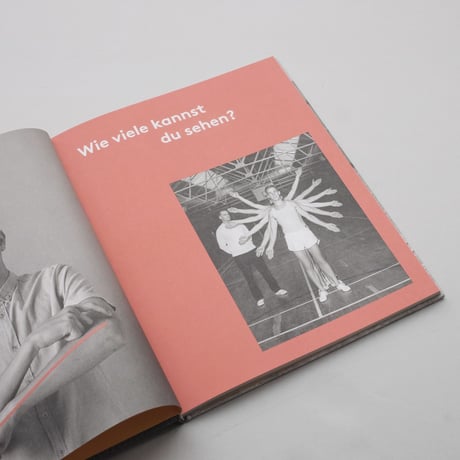 Adam Broomberg and Oliver Chanarin / menschen und andere tiere