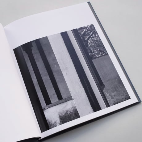 Hélène Binet / The Walls of Suzhou Gardens