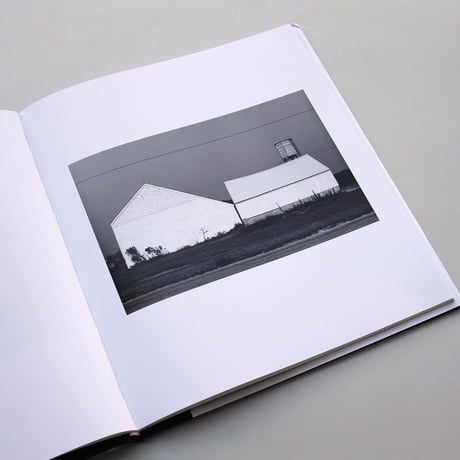 Ellsworth Kelly / Photographs