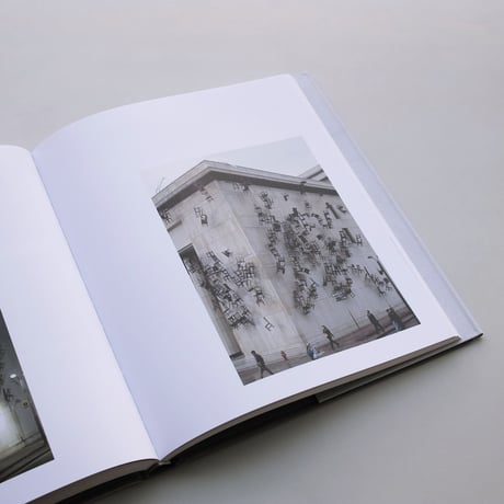 Doris Salcedo / The Materiality of Mourning