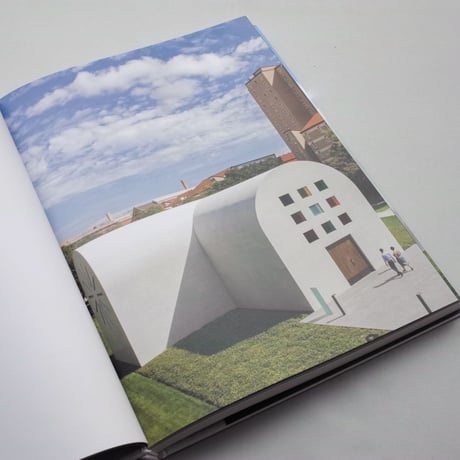 Ellsworth Kelly / The artist's chapel in Austin, Texas