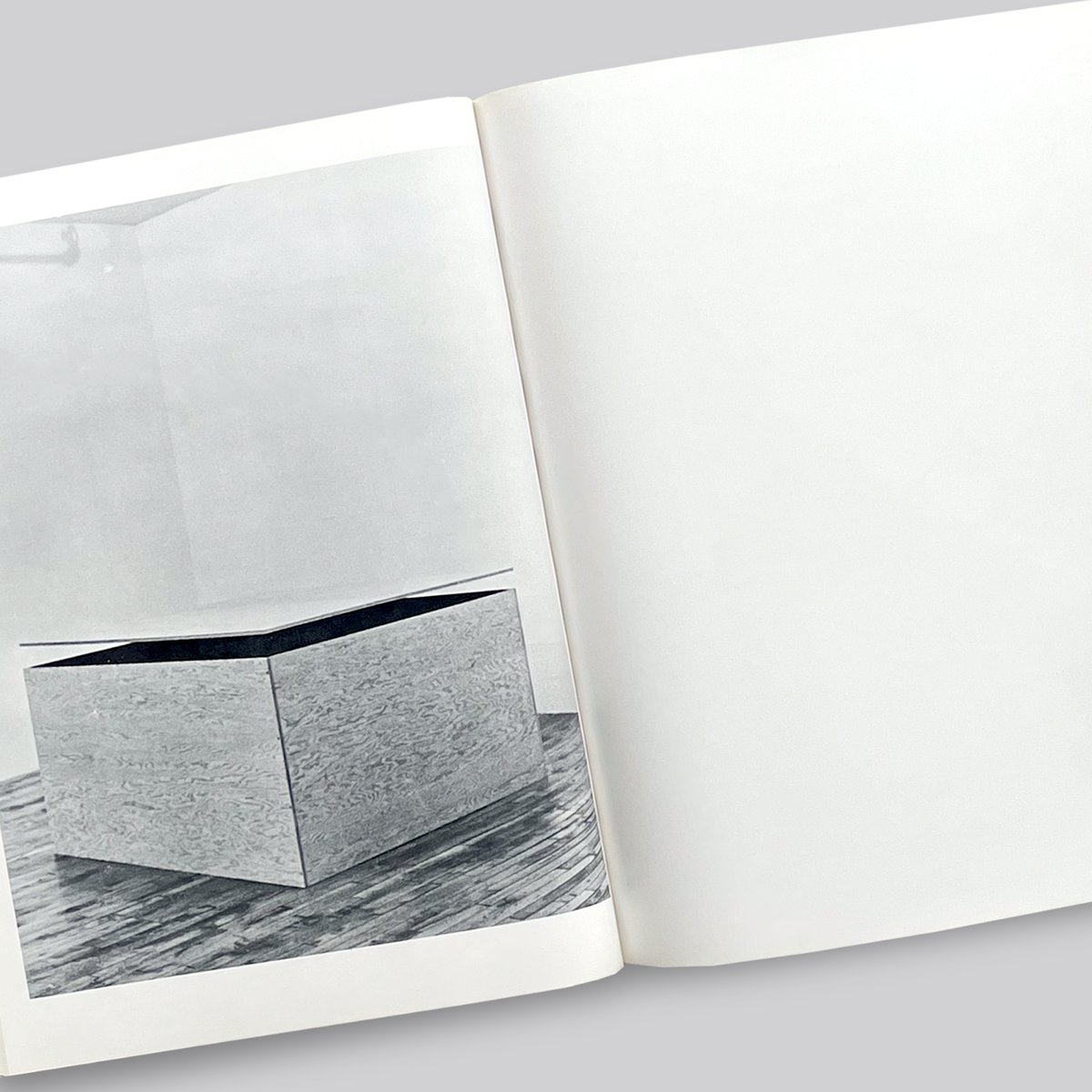 JUDD　ドナルド・ジャッド ARTWORKS 1970-1994：ドナルド・ジャッドの販売・通販 | OIL