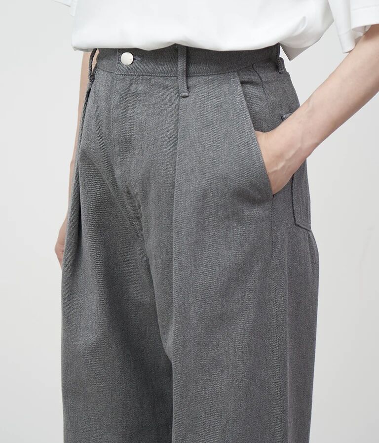 Graphpaper -WOMENS- Colorfast Denim Two Tuck Wi