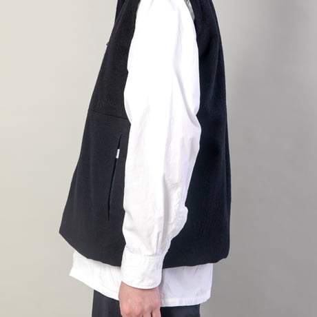 SHUKUJU WOOL PADDED VEST