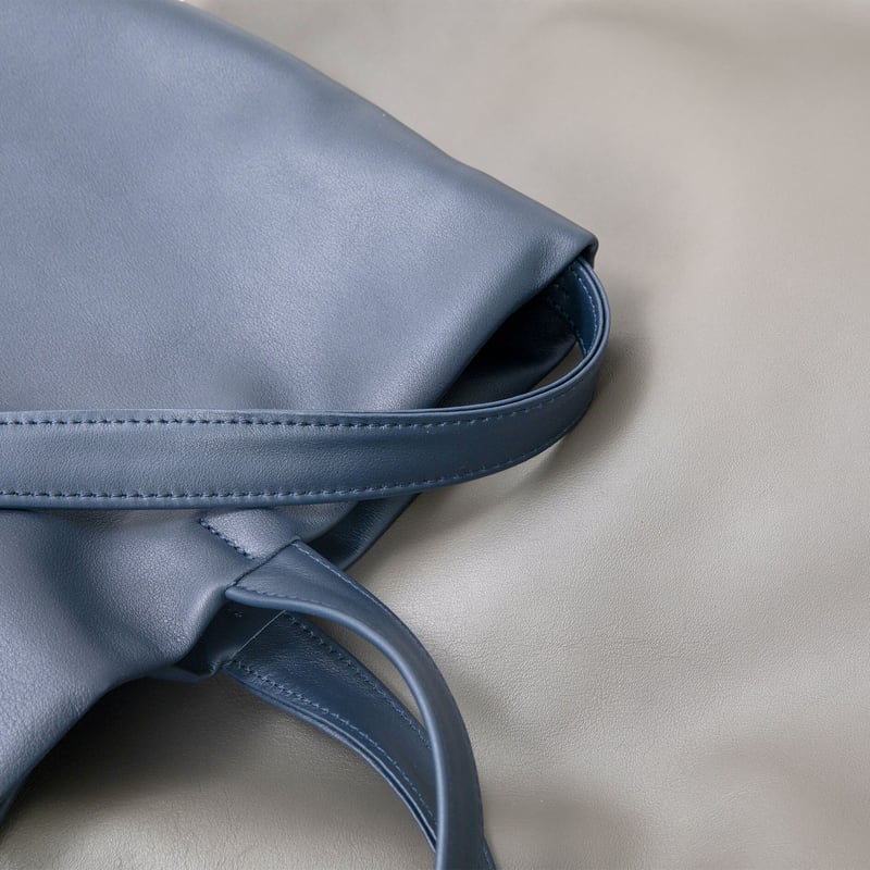 NAPPA CALF MUSEUM TOTE BAG | ERA. NAPPA CALF MUSEUM TOTE BAG | ERA.