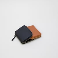 CRISPANIL ROUND PALM WALLET