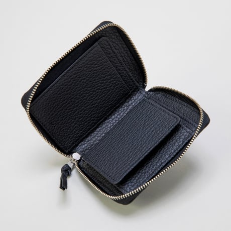 CRISPANIL ROUND PALM WALLET