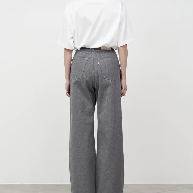 Graphpaper -WOMENS- Colorfast Denim Two Tuck Wi Graphpaper -WOMENS- Colorfast Denim Two Tuck Wi