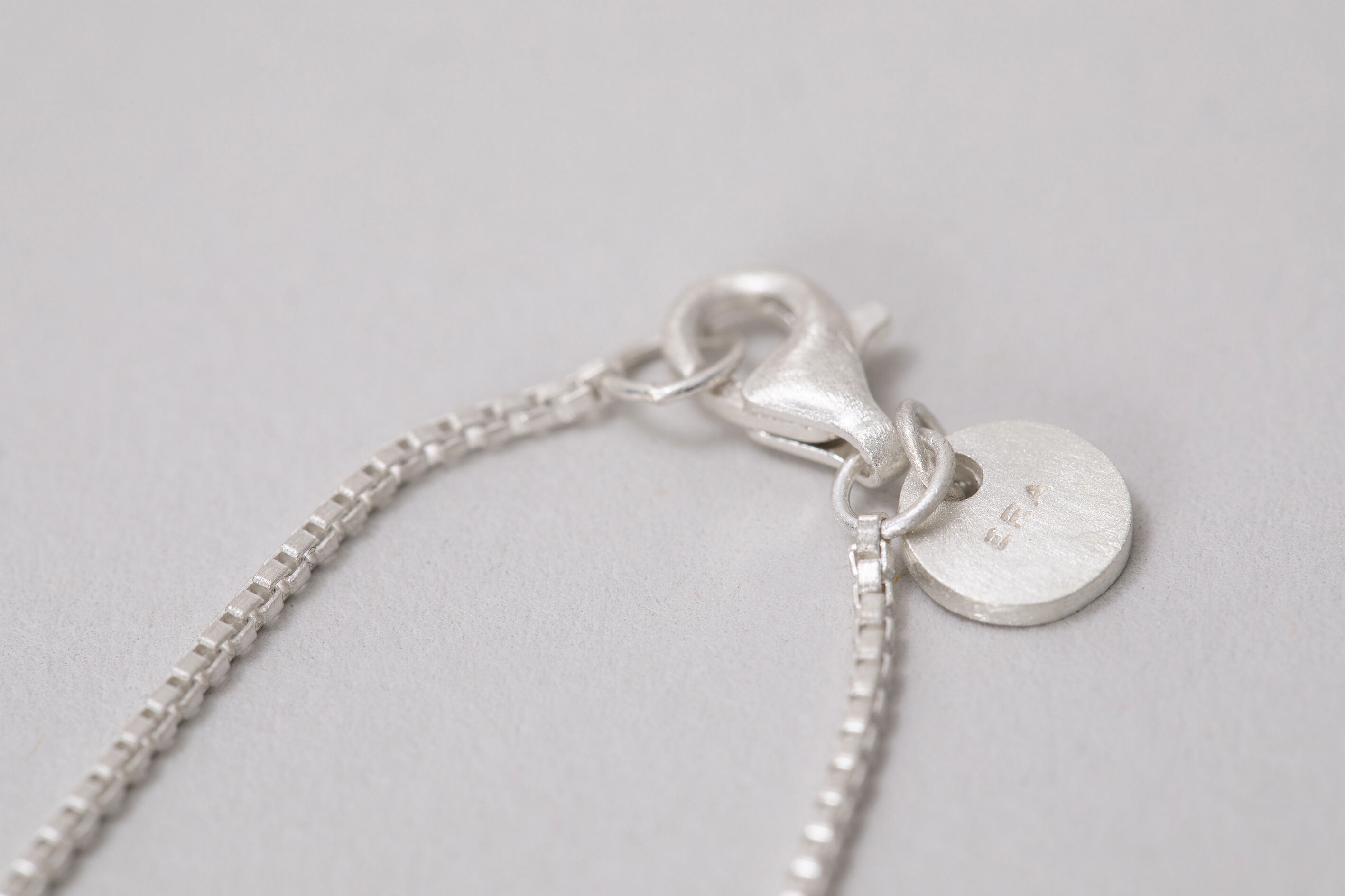 TWNKL NECKLESS 1.0 | ERA.