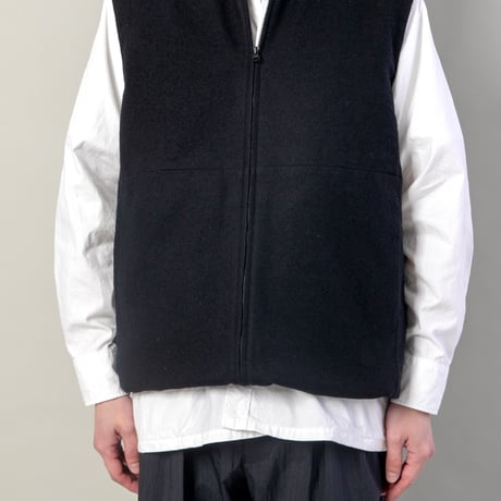 SHUKUJU WOOL PADDED VEST