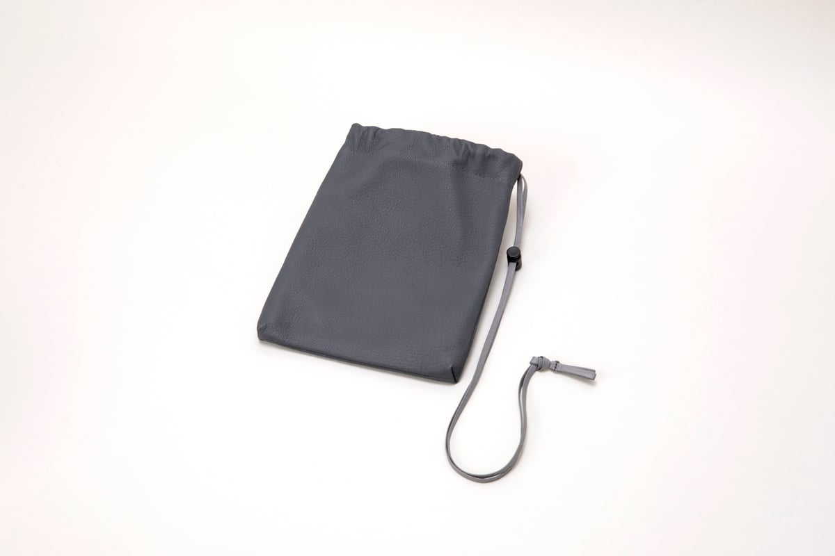 イーラ　EO GOAT HARVEST BAG ブラック ERA. EO GOAT HARVEST BAG | 大阪心斎橋のメンズ洋服のセレクト