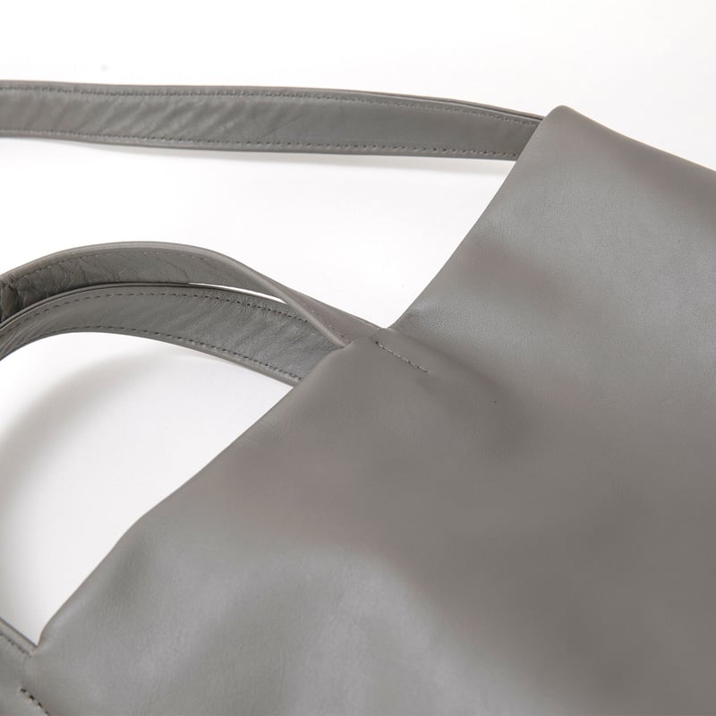 NAPPA CALF MUSEUM TOTE BAG | ERA. NAPPA CALF MUSEUM TOTE BAG | ERA.