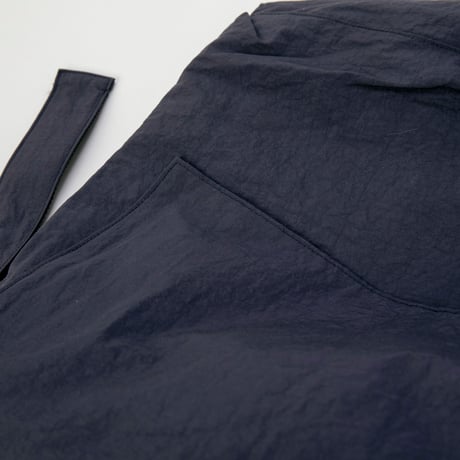 SHRINK NO MESSENGER BAG